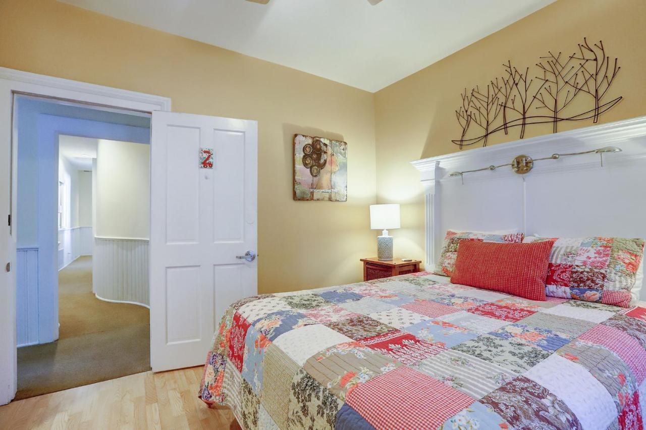 Broad Street 3* Nevada City