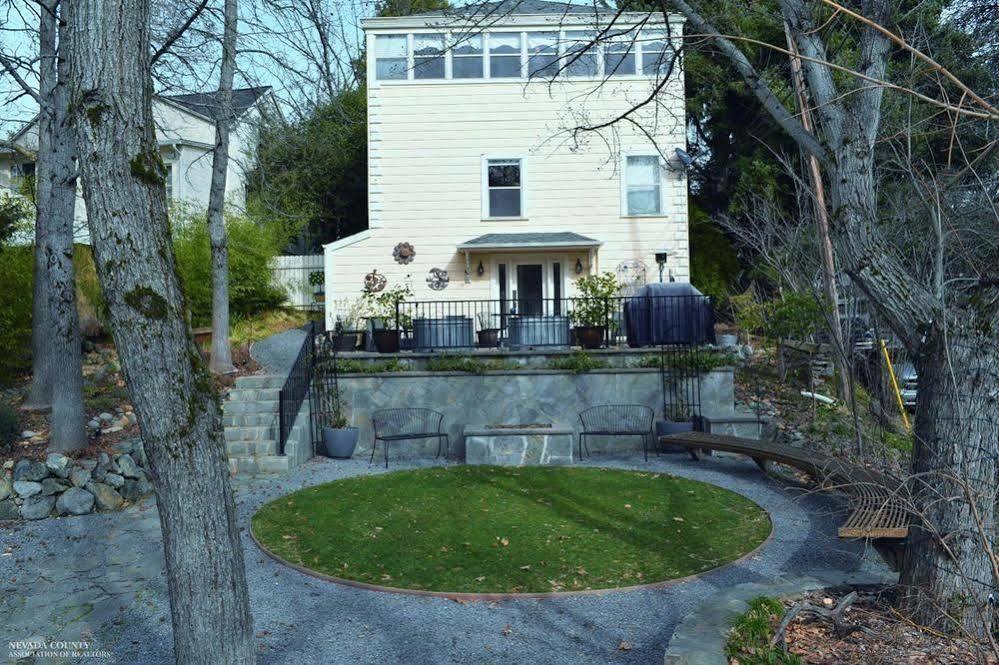 Broad Street Inn 3*